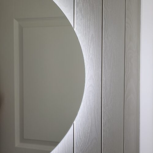 Mājīgs atpūtas namiņš mežā pie Iecavas upes “Mazā zīle”